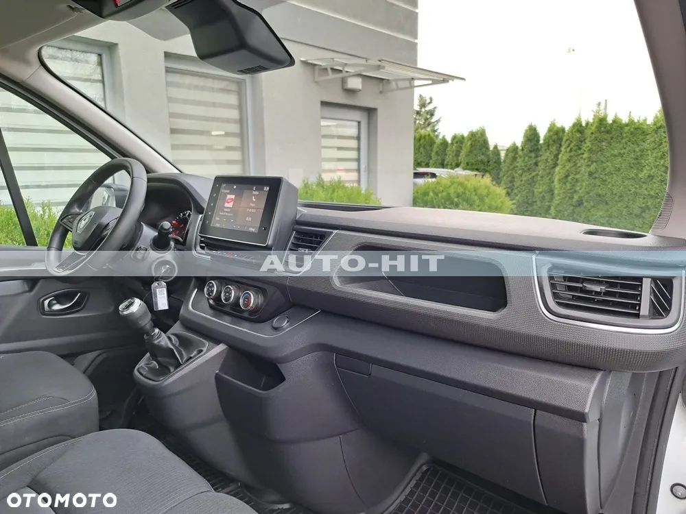Renault Trafic - 8