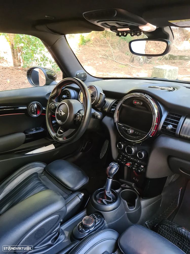 MINI 3 Portas John Cooper Works Auto Desportiva - 9