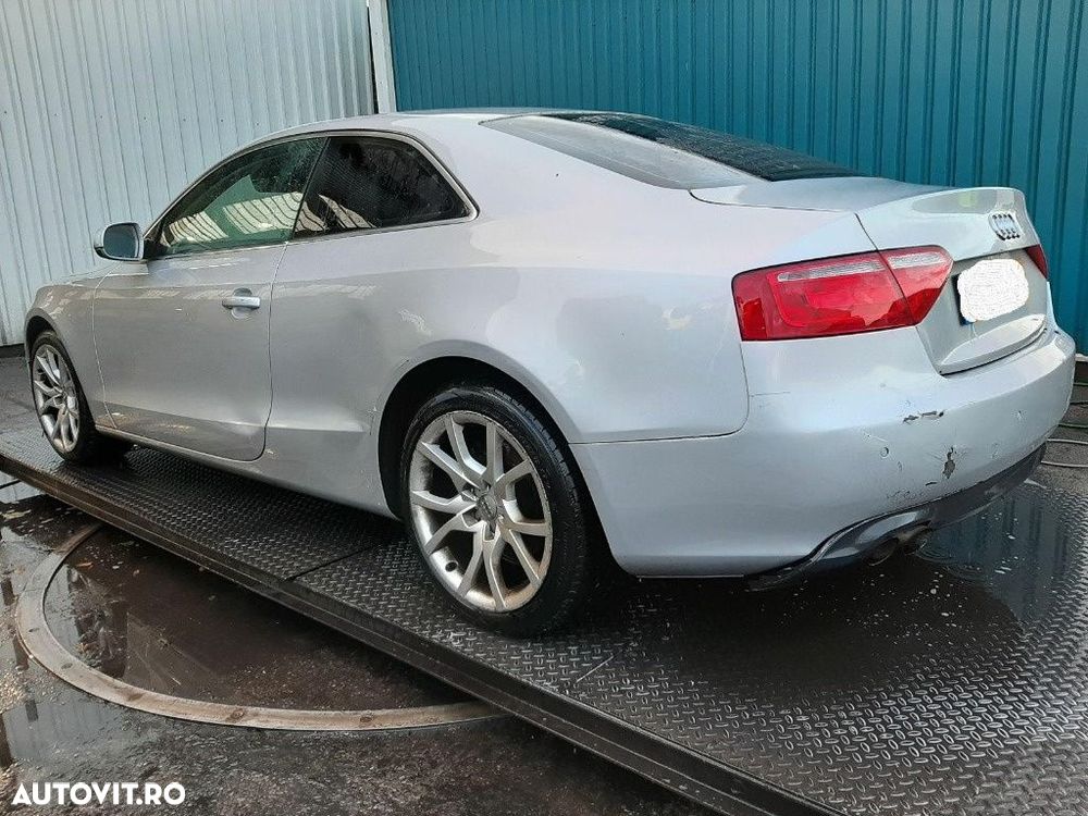 Consola centrala Audi A5 2009 Coupe 2.0 TDI CAHA - 6
