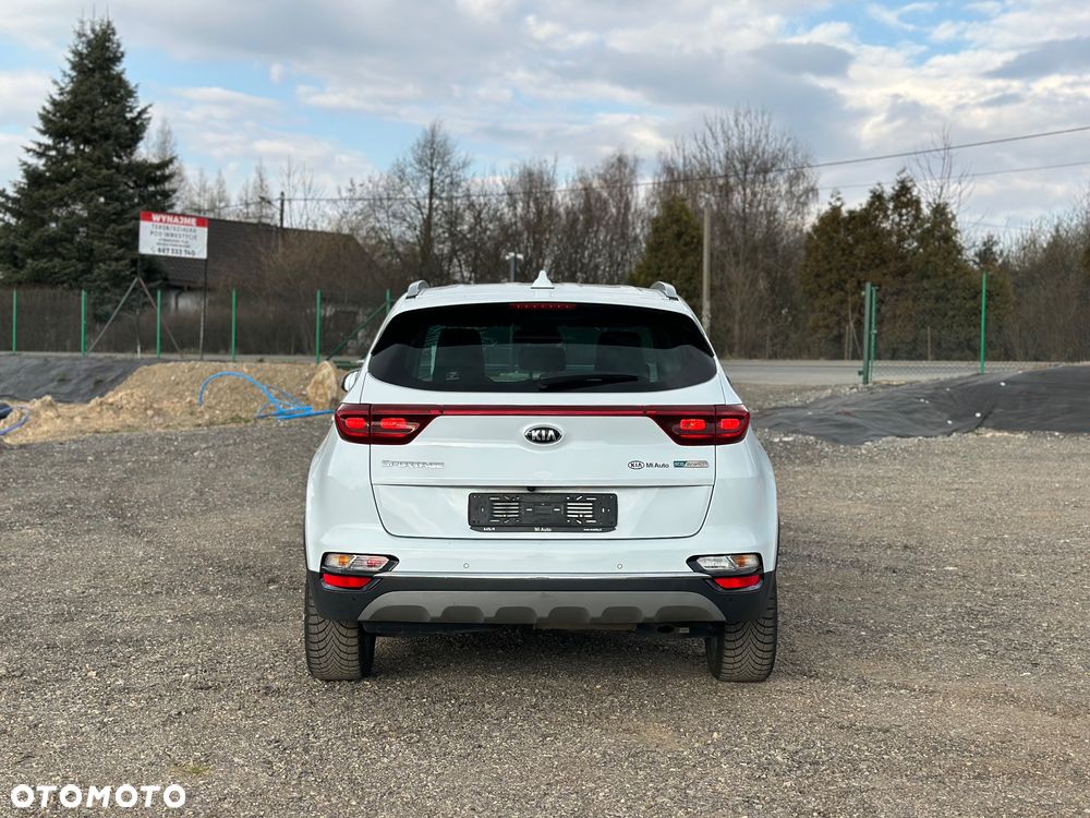 Kia Sportage - 16