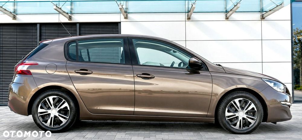 Peugeot 308 - 23