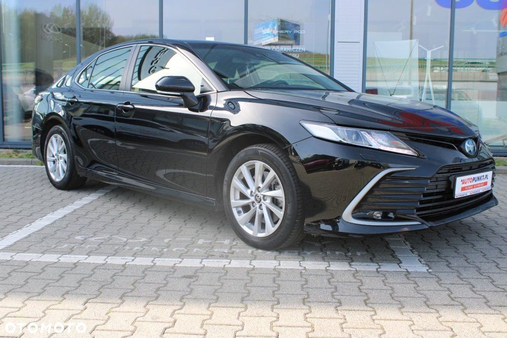 Toyota Camry - 7