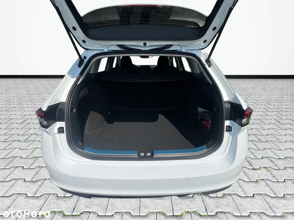 Skoda Superb 2.0 TDI SCR Essence DSG - 27
