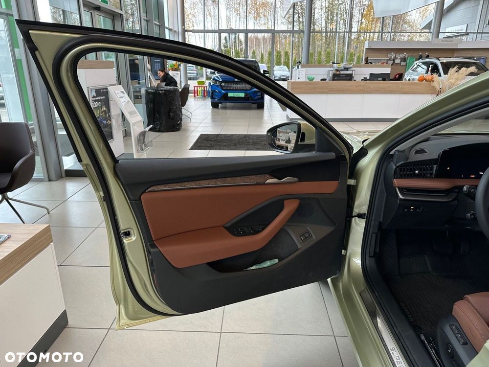 Skoda Superb 2.0 TSI 4x4 L&K DSG - 14