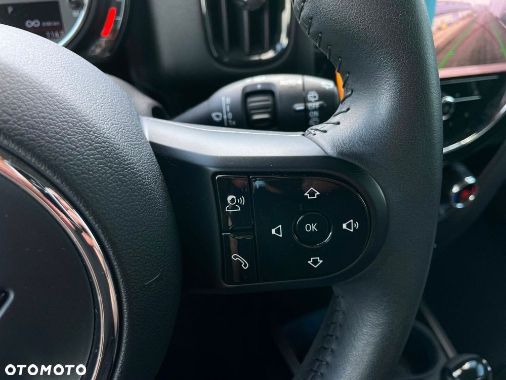 MINI Countryman - 25