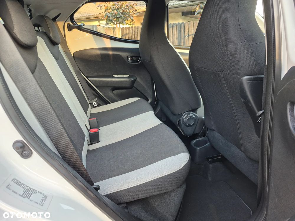 Toyota Aygo 1.0 VVT-i Sprint EU6 - 18
