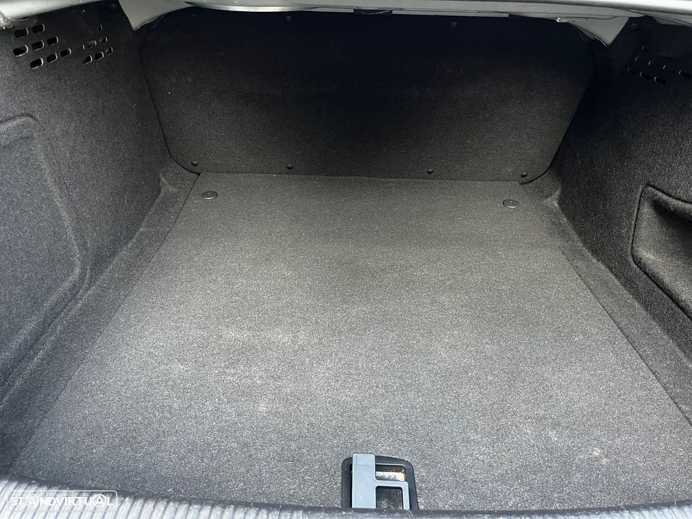 Audi A4 2.0 TDI S Edition - 7