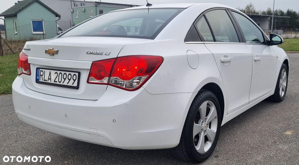 Chevrolet Cruze - 3