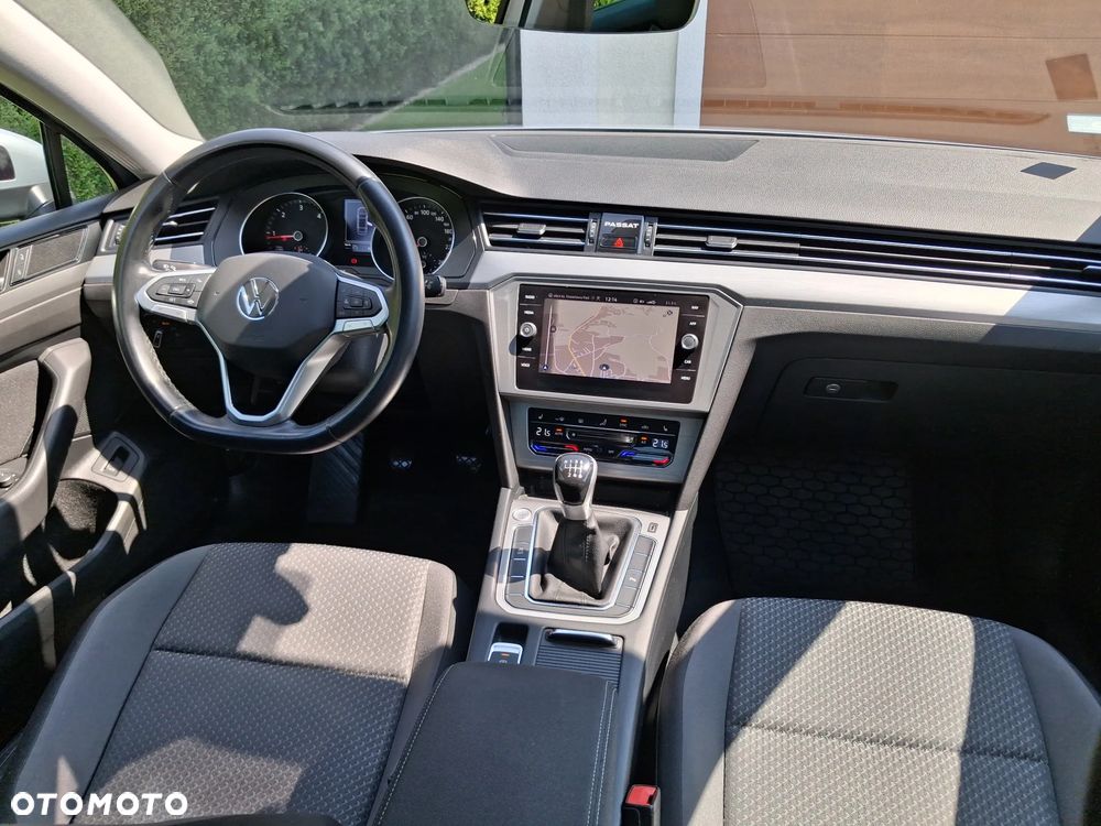 Volkswagen Passat 2.0 TDI EVO Business - 17