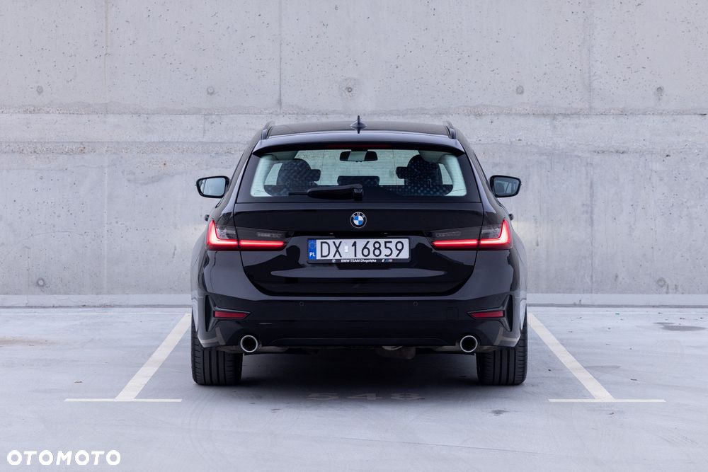 BMW Seria 3 320d Sport Line Shadow - 6