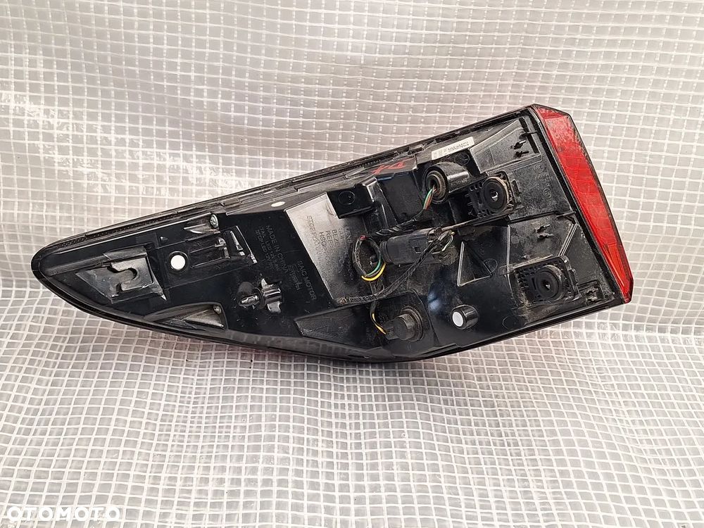 lampa tyl tylna prawa mg zs ezs lift led 2020-2025 10571682 europa orginal demontaz - 4