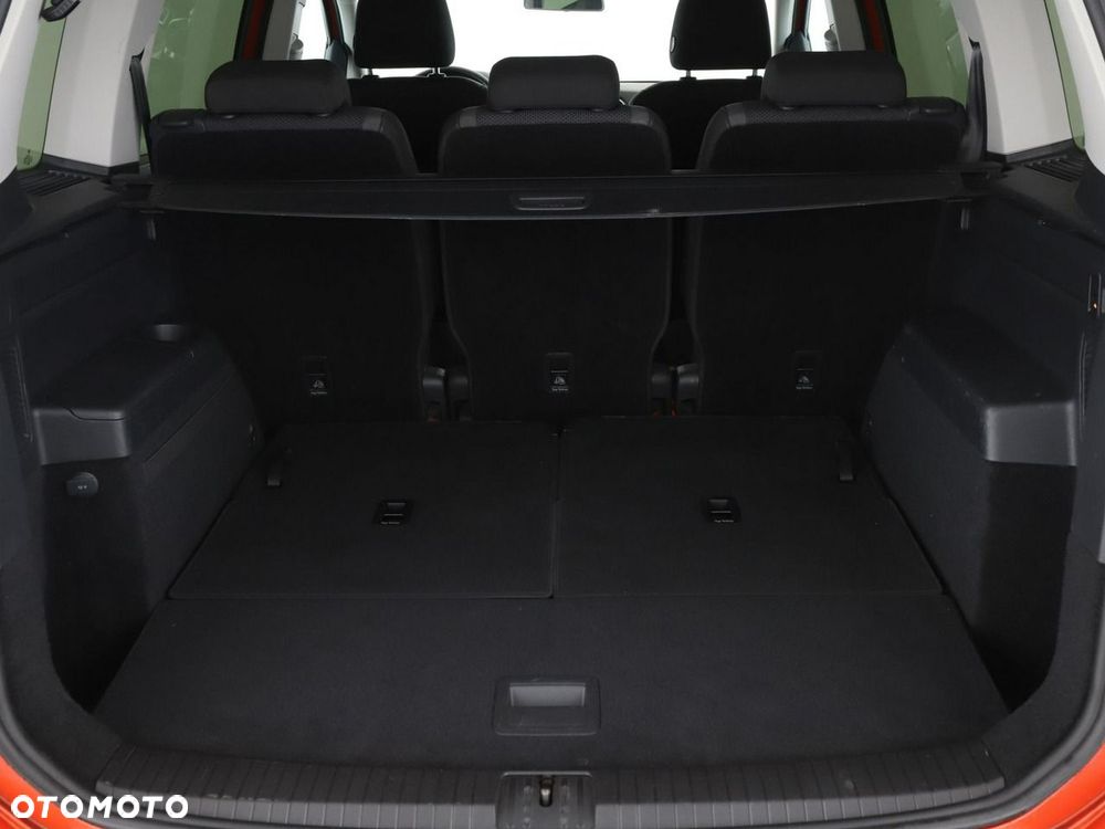 Volkswagen Touran 1.6 TDI SCR (BlueMotion Technology) DSG Trendline - 21