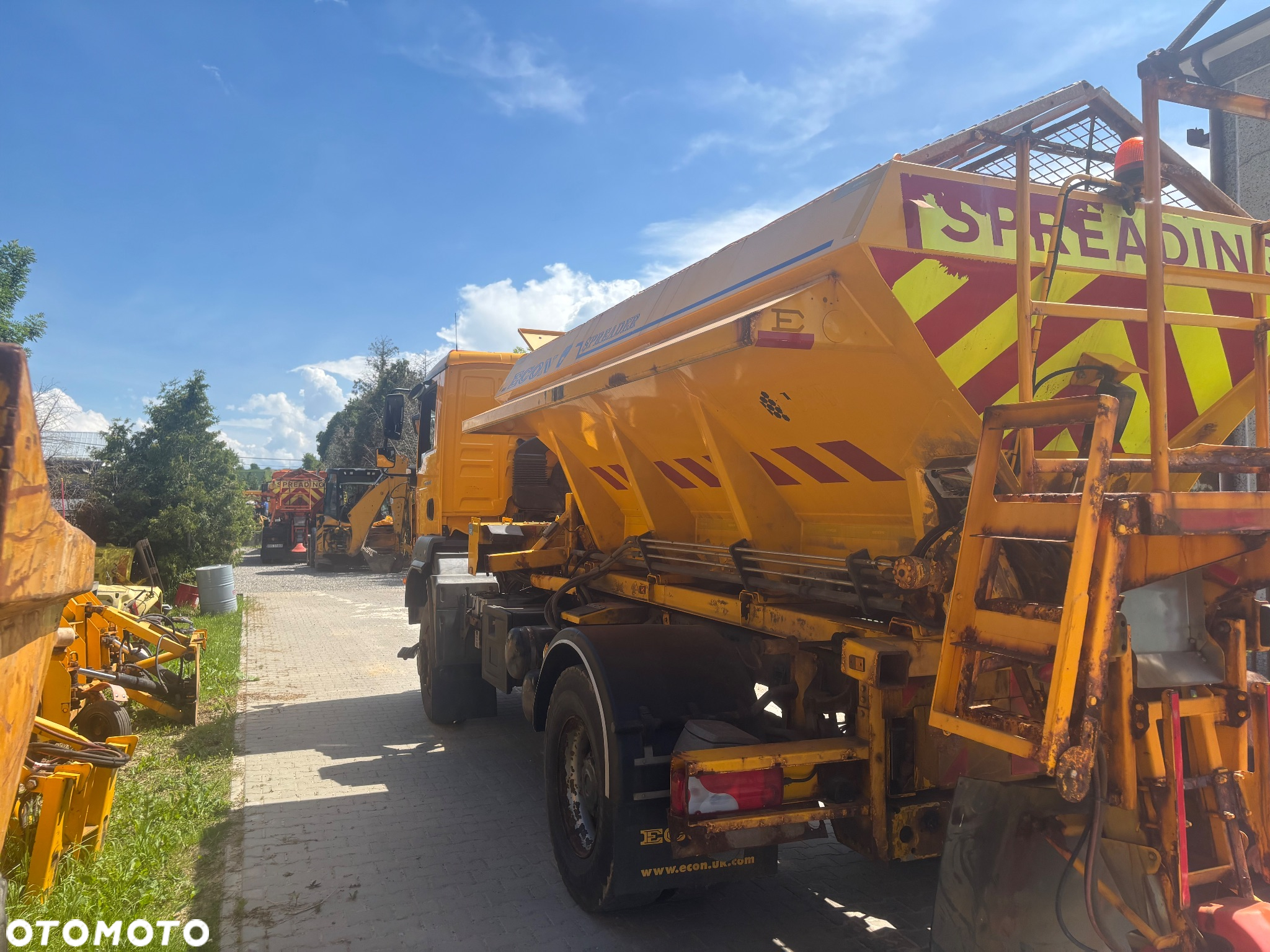 MAN TGM 18.250 4X4BB Piaskarka solarka econ pług schmidt - 19