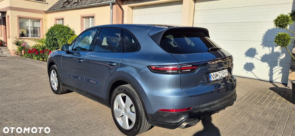 Porsche Cayenne Standard - 4