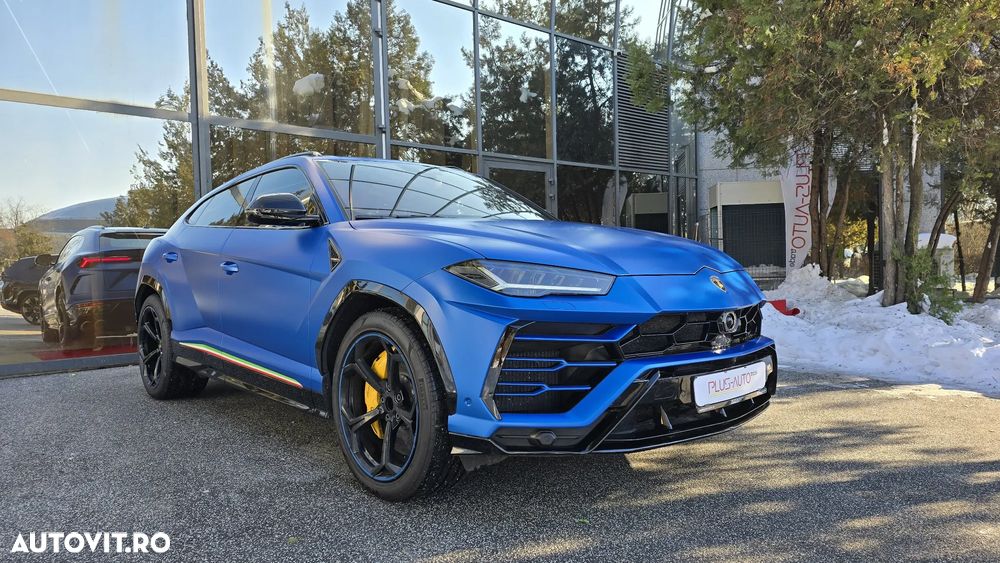 Lamborghini URUS - 25