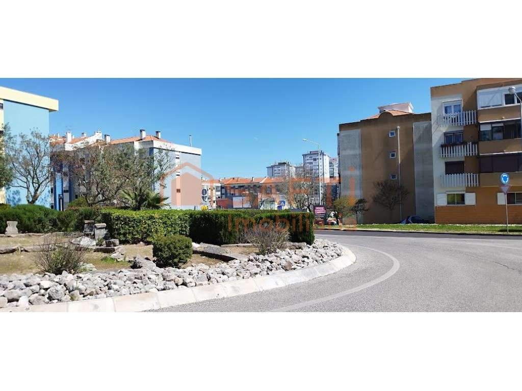 Apartamento T2 em Odivelas - Grande imagem: 3/3