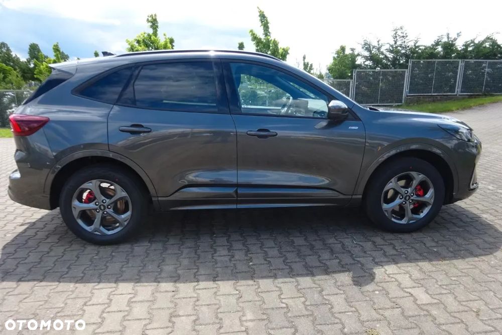 Ford Kuga 2.5P PHEV FWD ST-Line X eCVT - 3