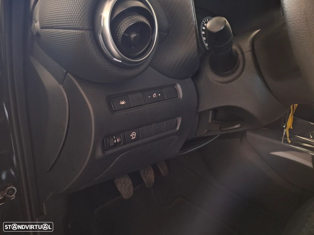 Nissan Juke 1.0 DIG-T Acenta - 17