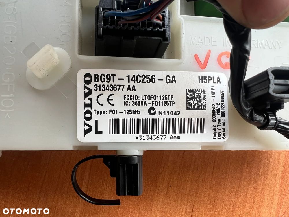 STEROWNIK MODUŁ SKRZYNKA BEZPIECZNIKÓW BSI VOLVO V60 BG9T14C256GA - 2