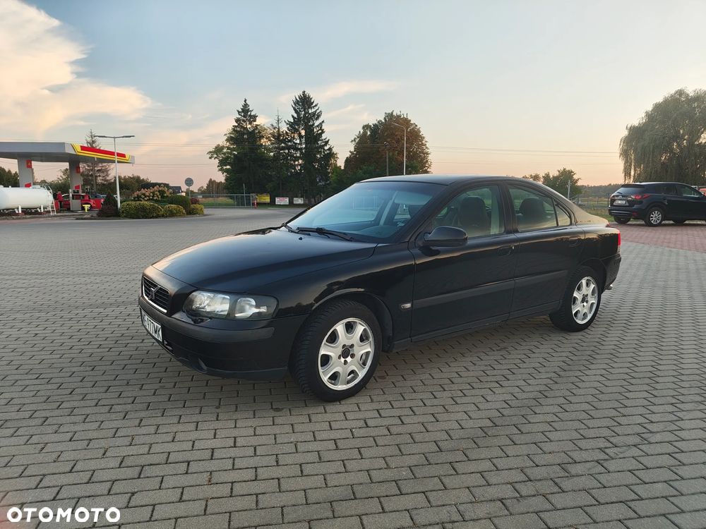 Volvo S60 2.4 T - 9