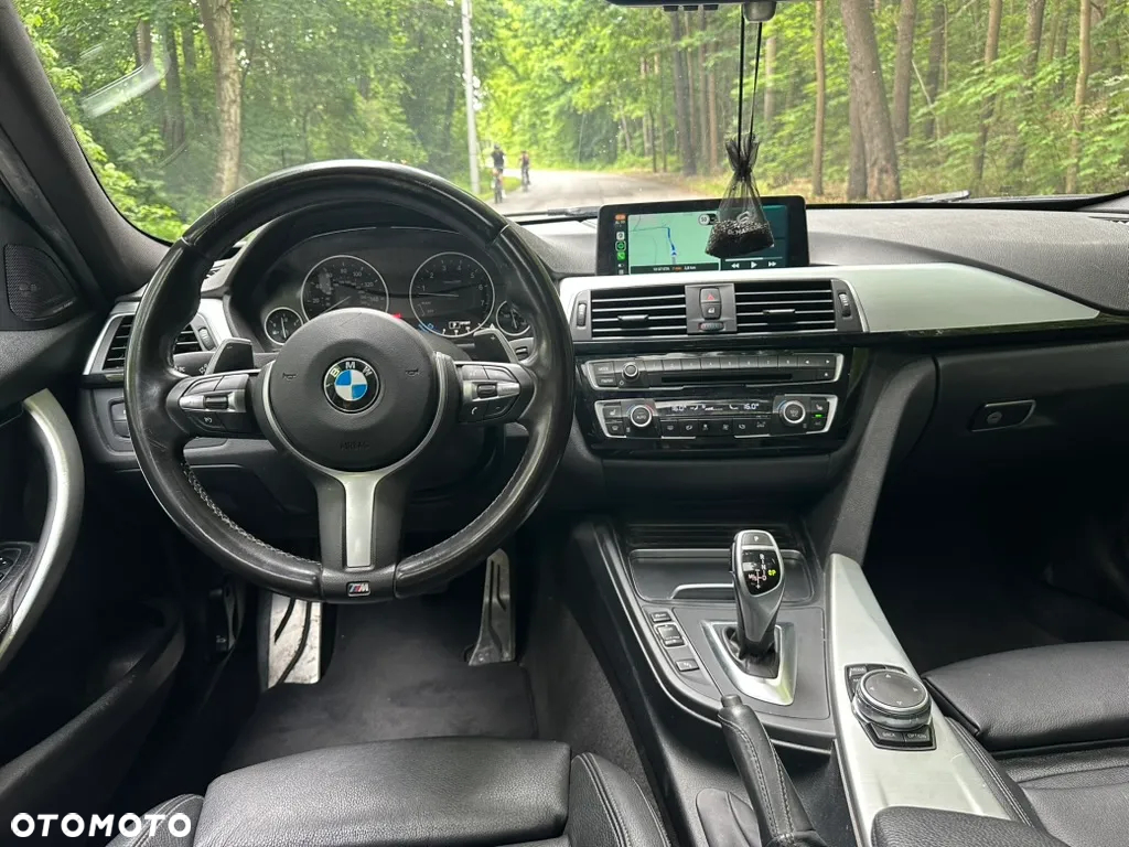 BMW Seria 3 340i M Sport Shadow - 10