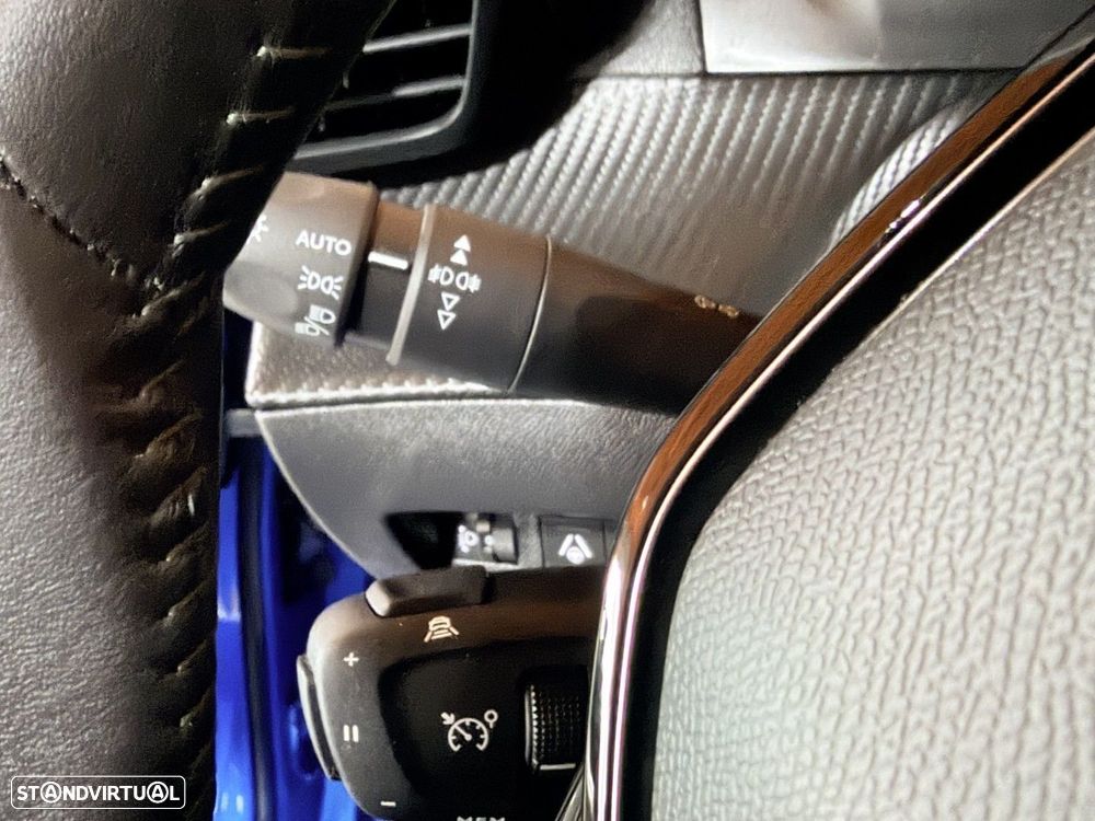 Peugeot e-2008 50 kWh Allure Pack - 16