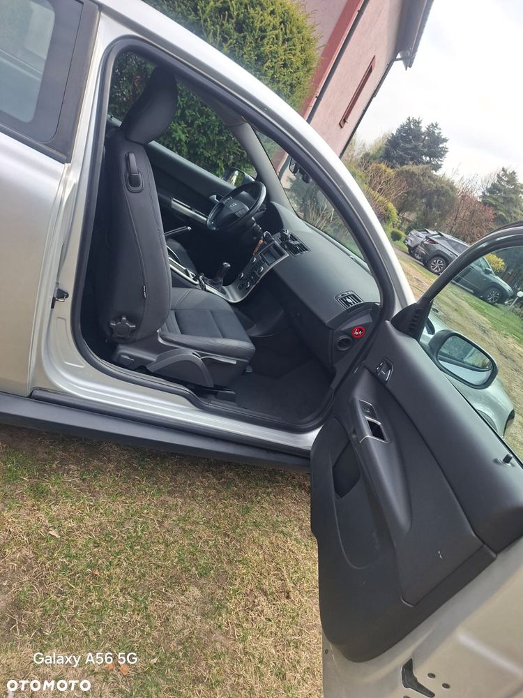 Volvo C30 1.6D Momentum - 18