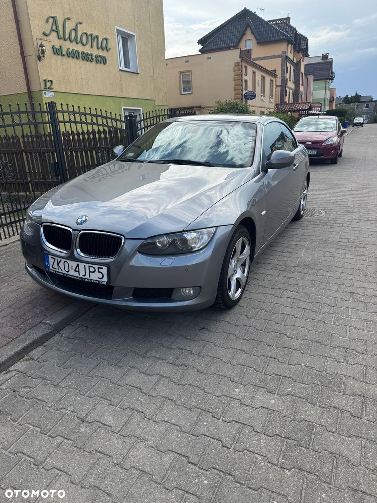 BMW Seria 3 320i - 5