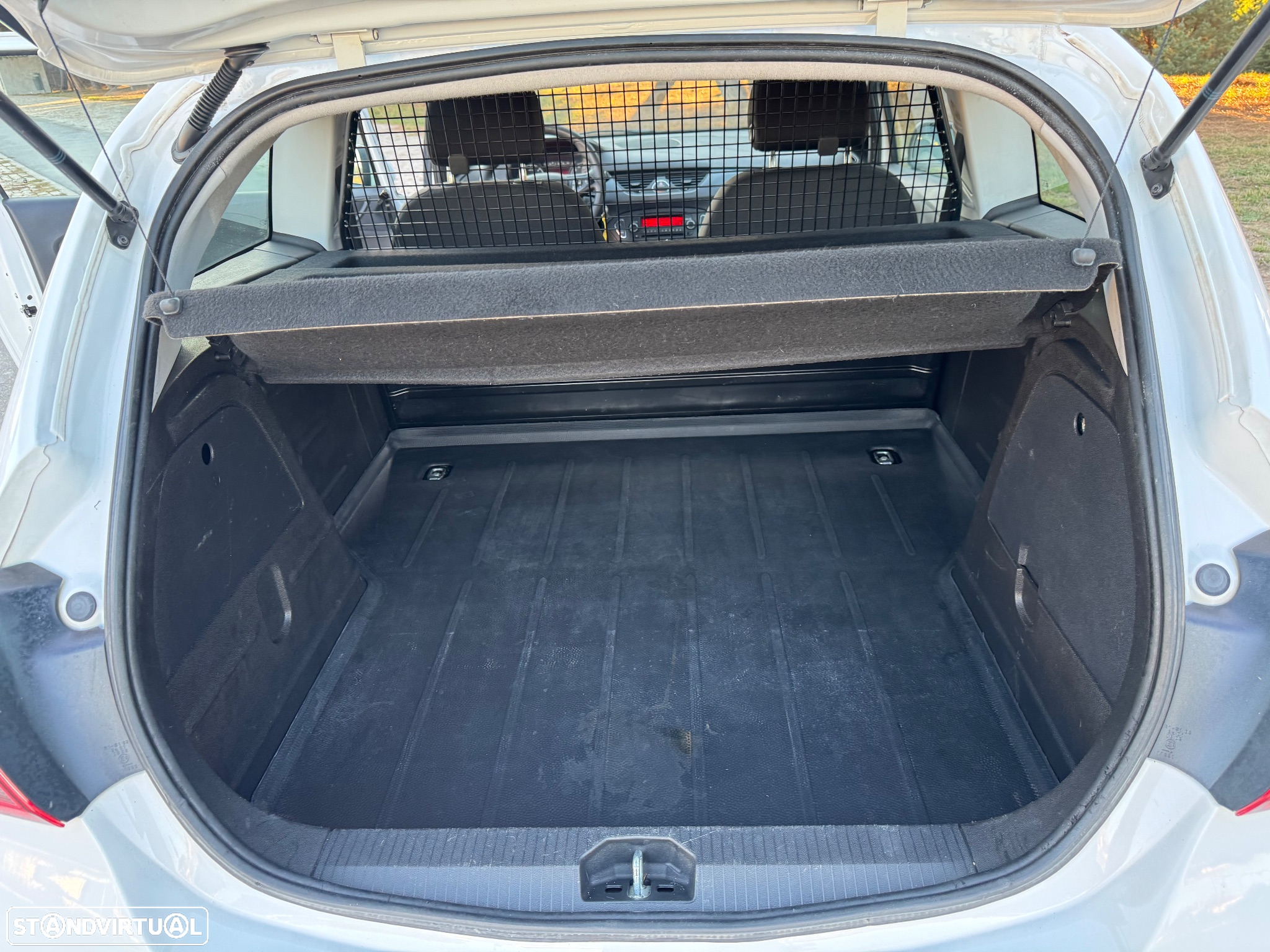 Opel Corsa - 24