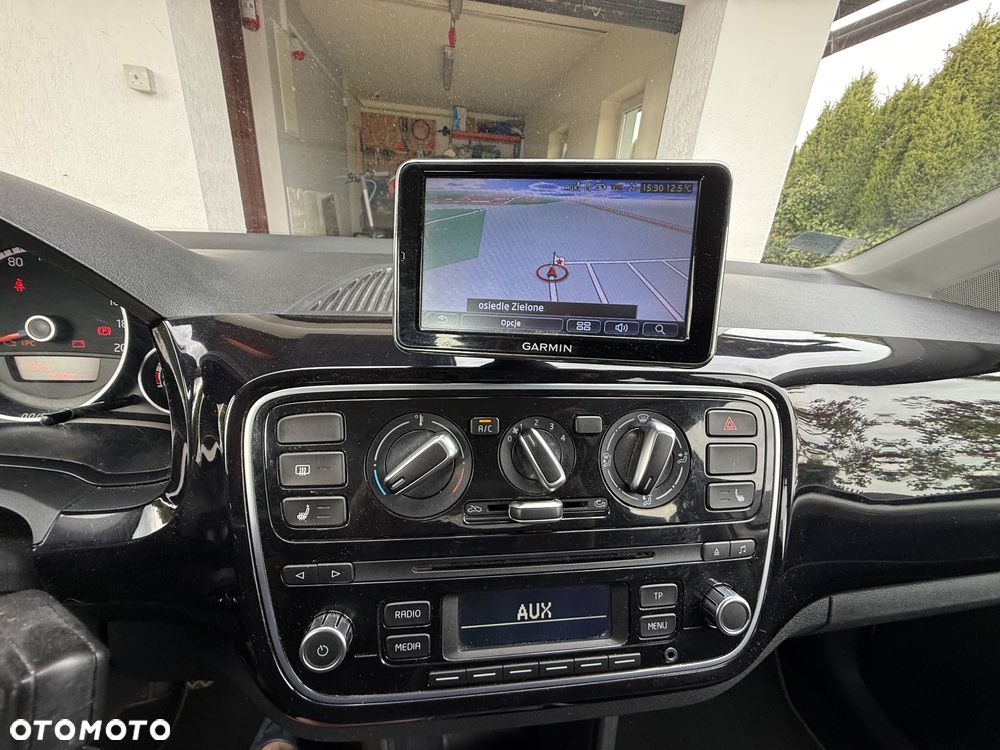 Volkswagen up! 1.0 high - 11