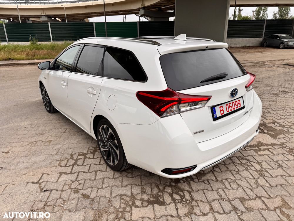 Toyota Auris - 6