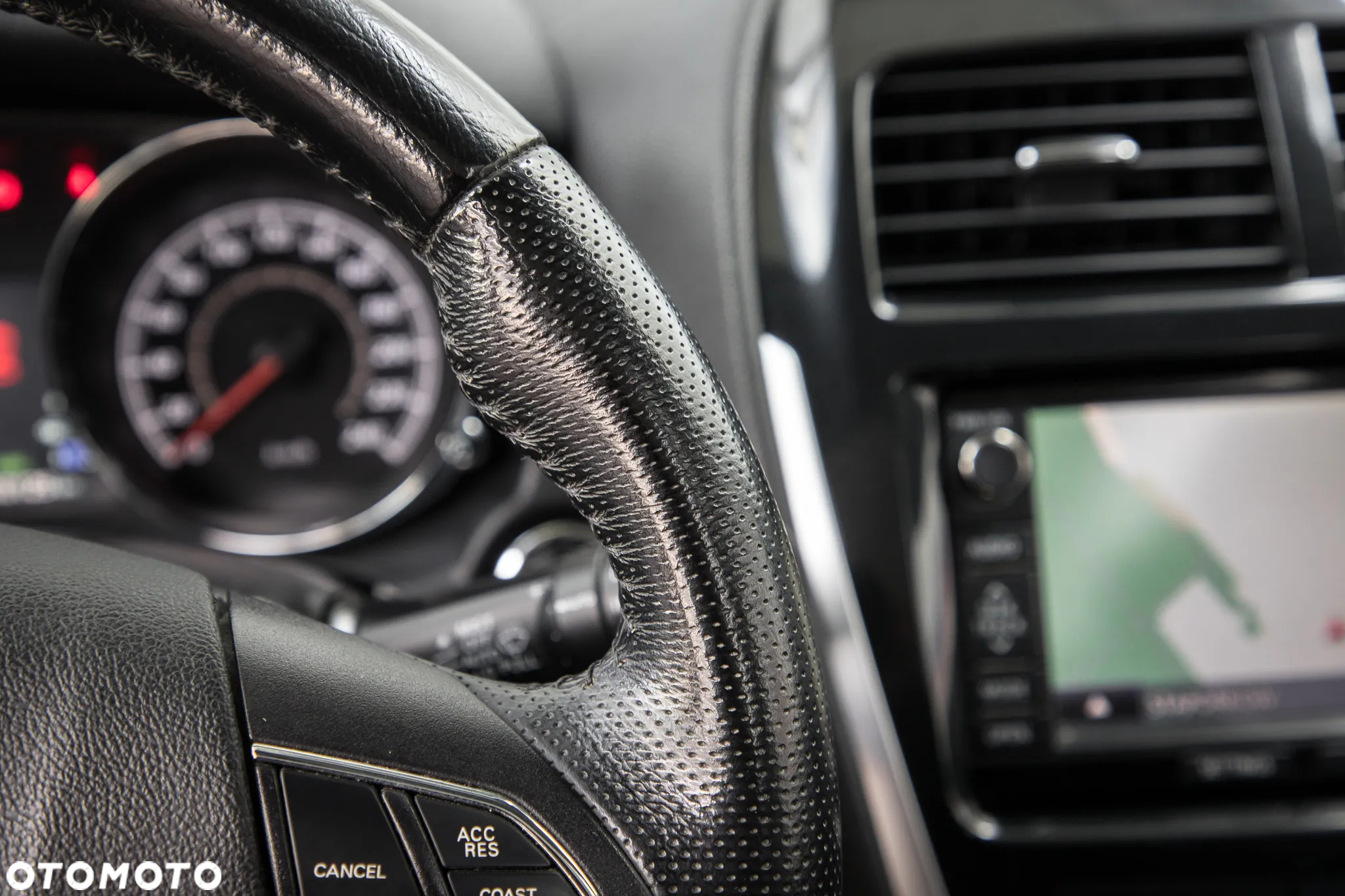 Peugeot 4008 HDI FAP 115 Stop & Start Allure - 19