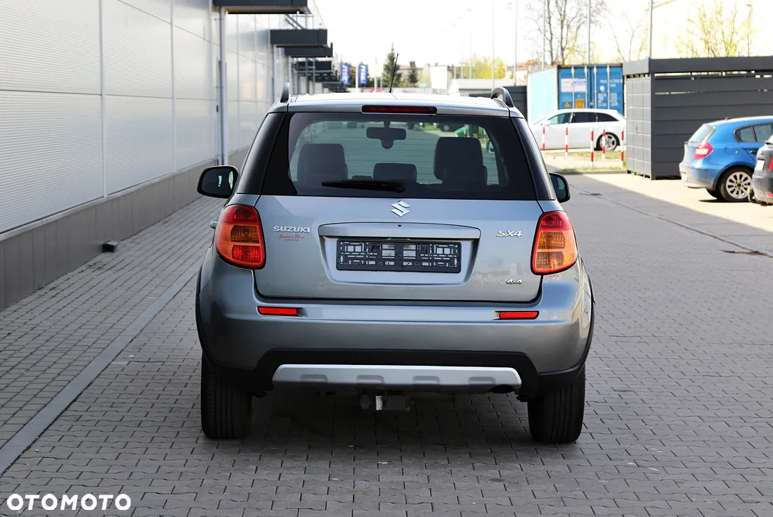 Suzuki SX4 1.6 Premium 4WD - 6