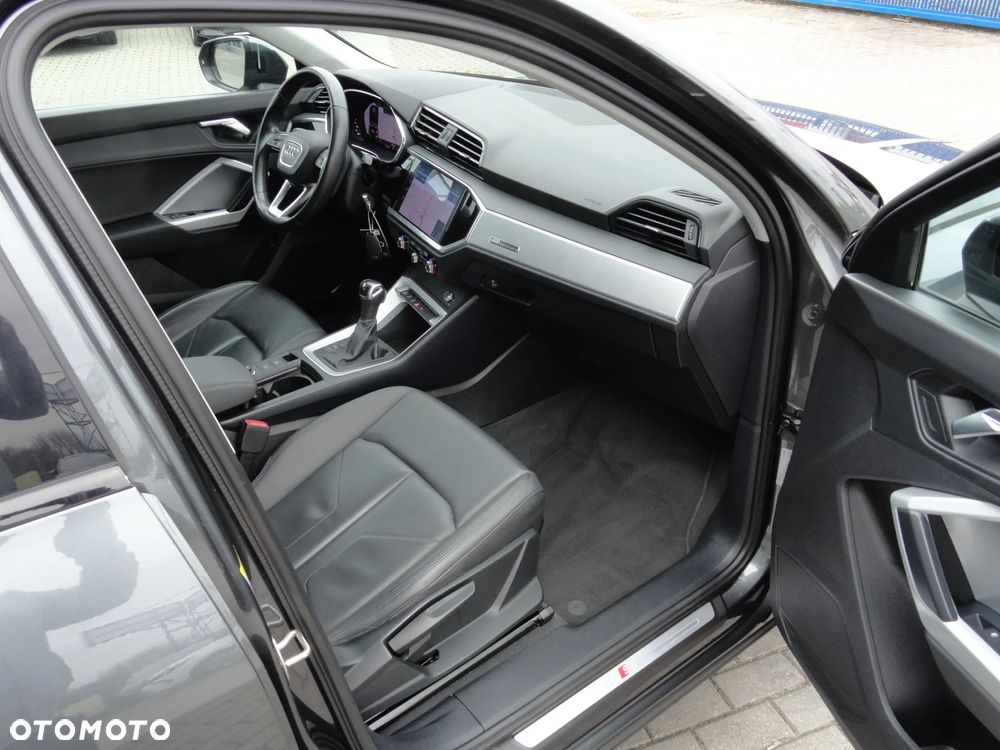 Audi Q3 Sportback 35 TDI S tronic S line - 9