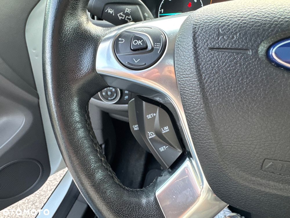 Ford Tourneo Connect 1.5 EcoBlue Titanium - 38