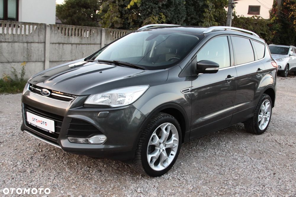 Ford Kuga 2.0 TDCi 2x4 Titanium - 5