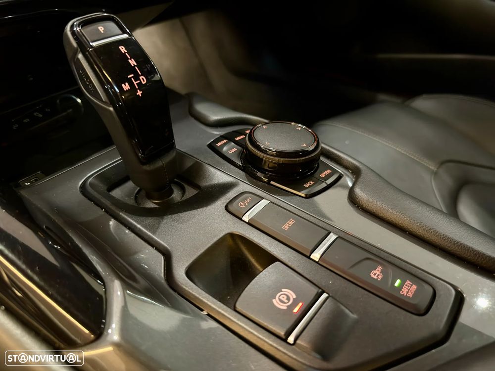 Toyota GR Supra 2.0 Signature - 27