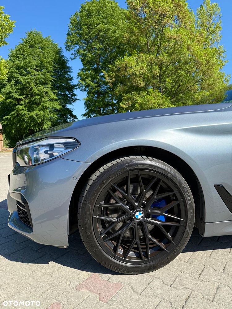BMW Seria 5 520d xDrive - 5