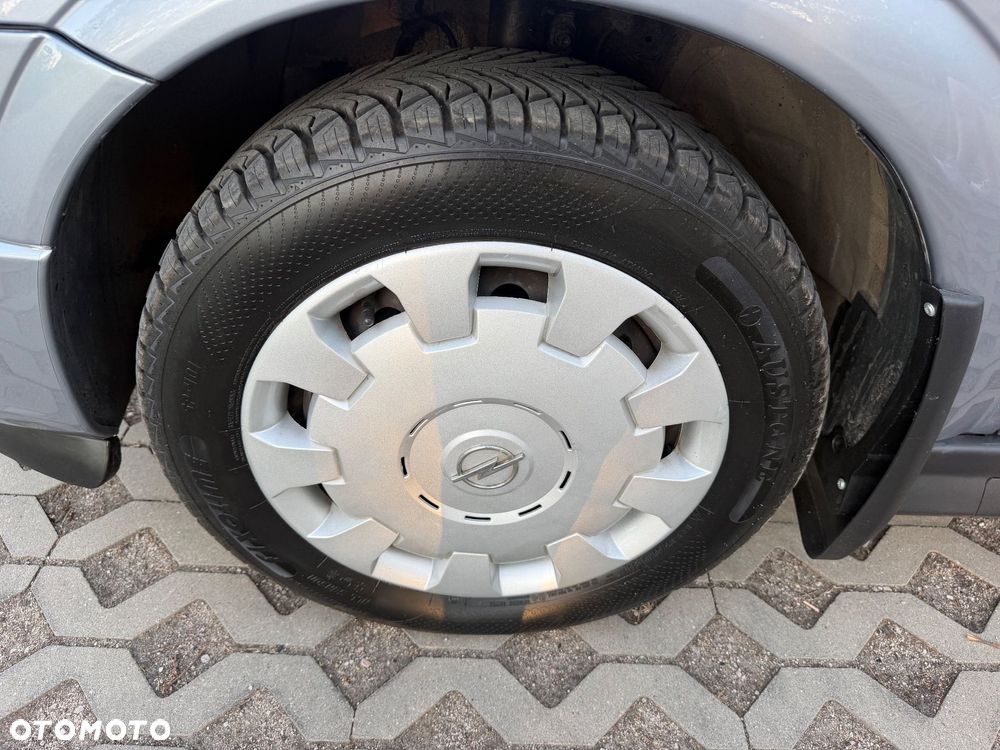 Opel Astra 1.4 Enjoy - 10