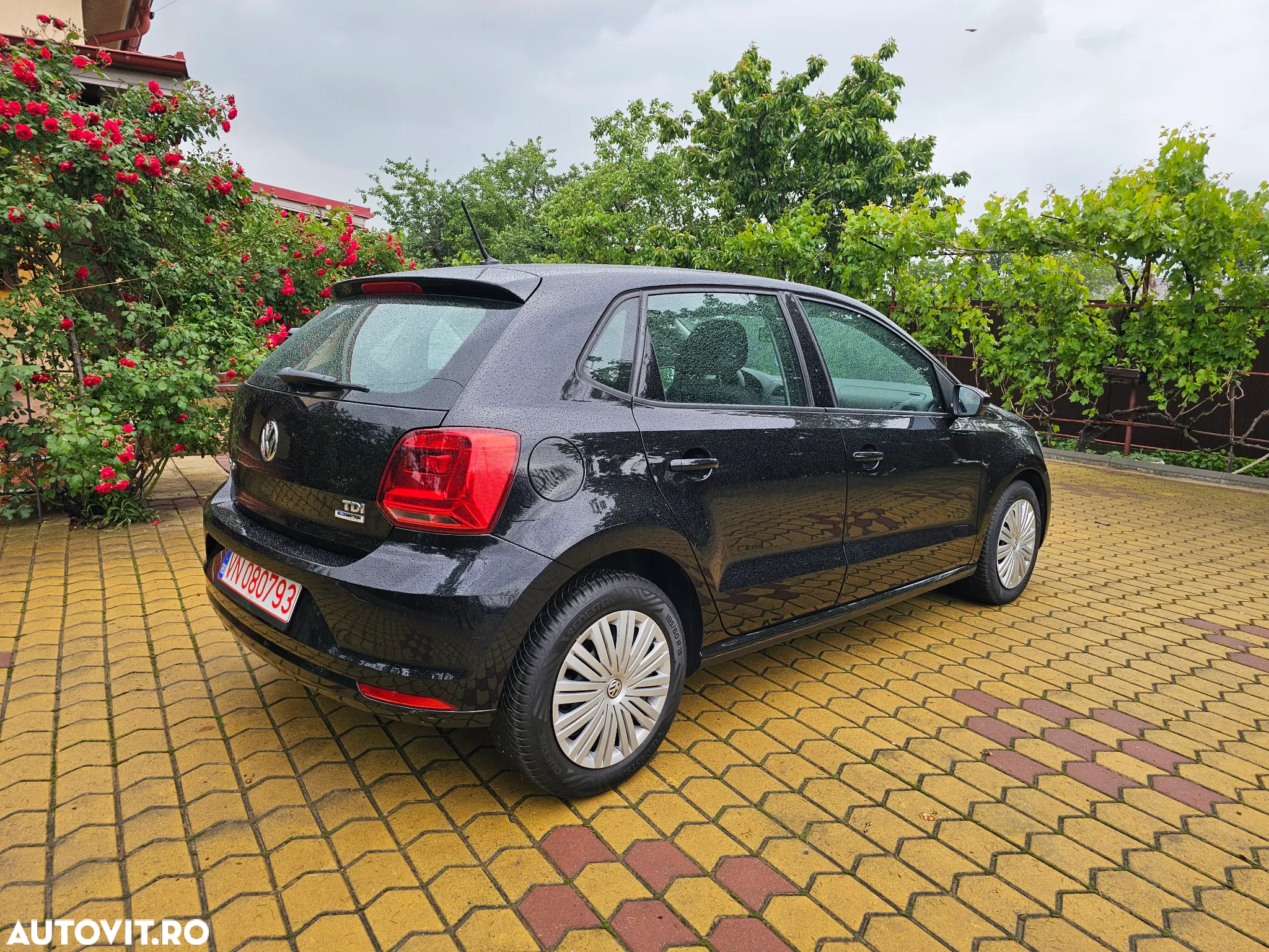 Volkswagen Polo 1.4 TDI (Blue Motion Technology) Comfortline - 17