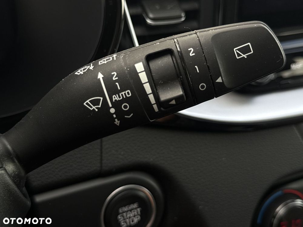Kia XCeed - 36