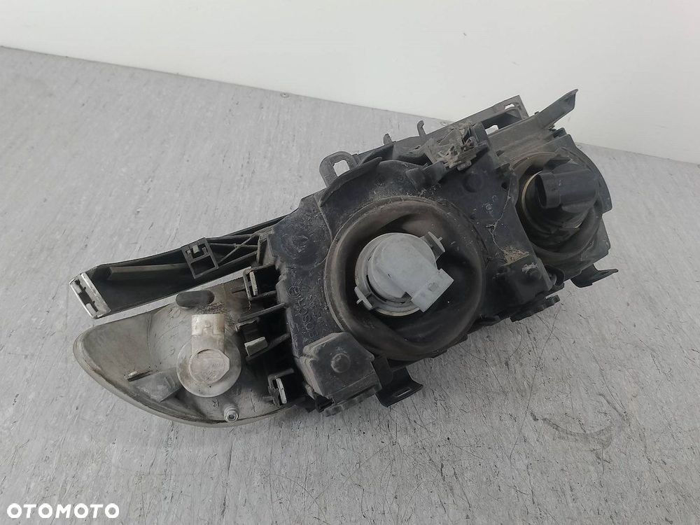 LAMPA PRZÓD PRAWA BMW E46 0301089206 BOSCH - 3