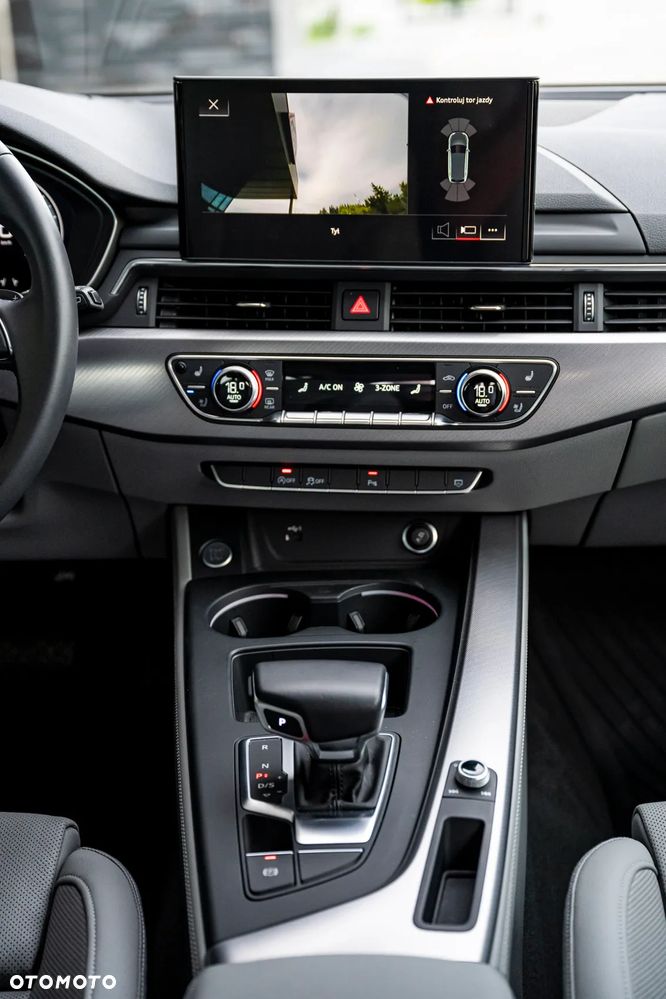 Lexus UX 250h Prestige AWD - 26