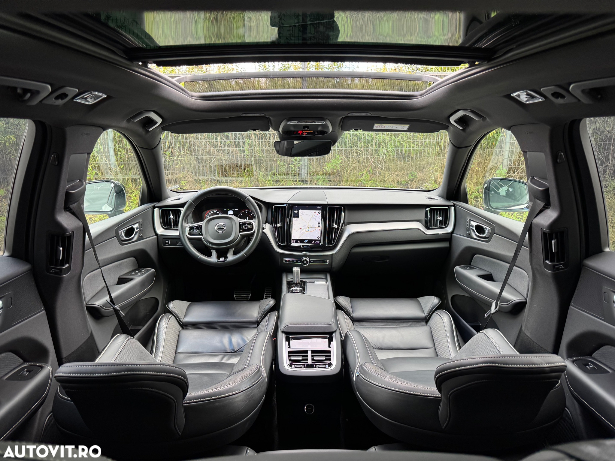 Volvo XC 60 B5 MHEV AWD R-Design - 5
