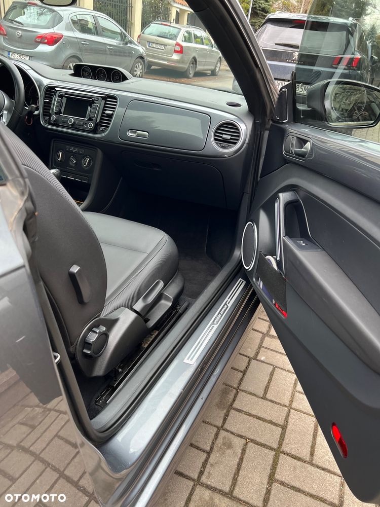 Volkswagen Beetle 2.0 TDI Sport DSG - 10