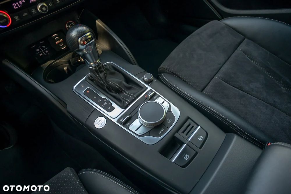 Audi A3 Sportback 2.0 TDI (clean diesel) quattro S tronic S line Sportpaket - 25