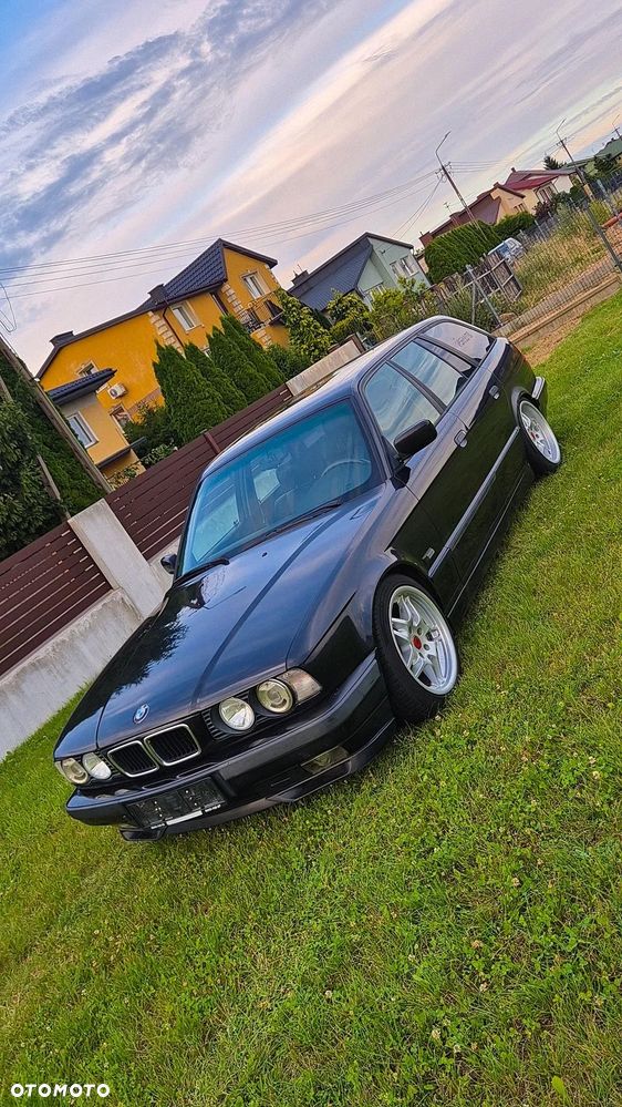 BMW Seria 5 540i - 1