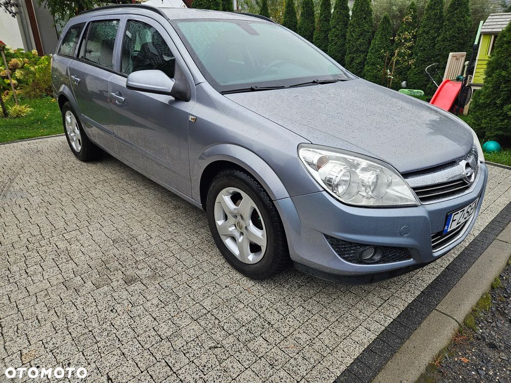 Opel Astra 1.6 Caravan Edition - 3