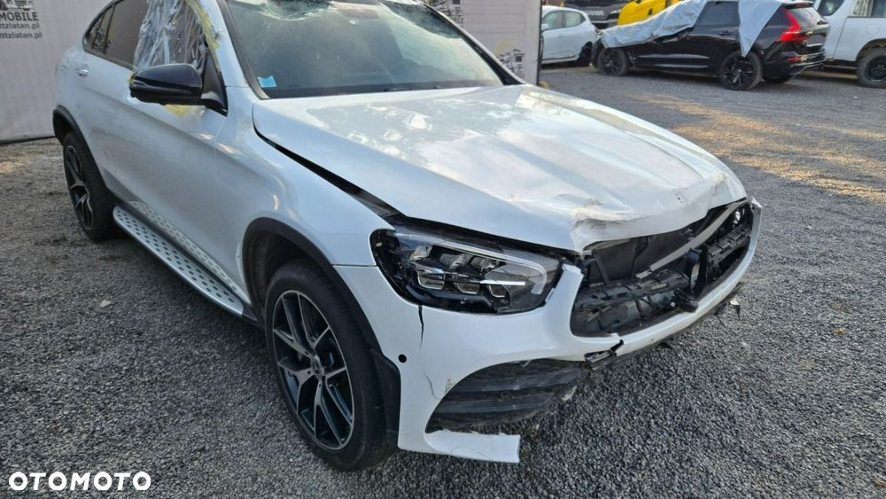 Mercedes-Benz GLC - 18