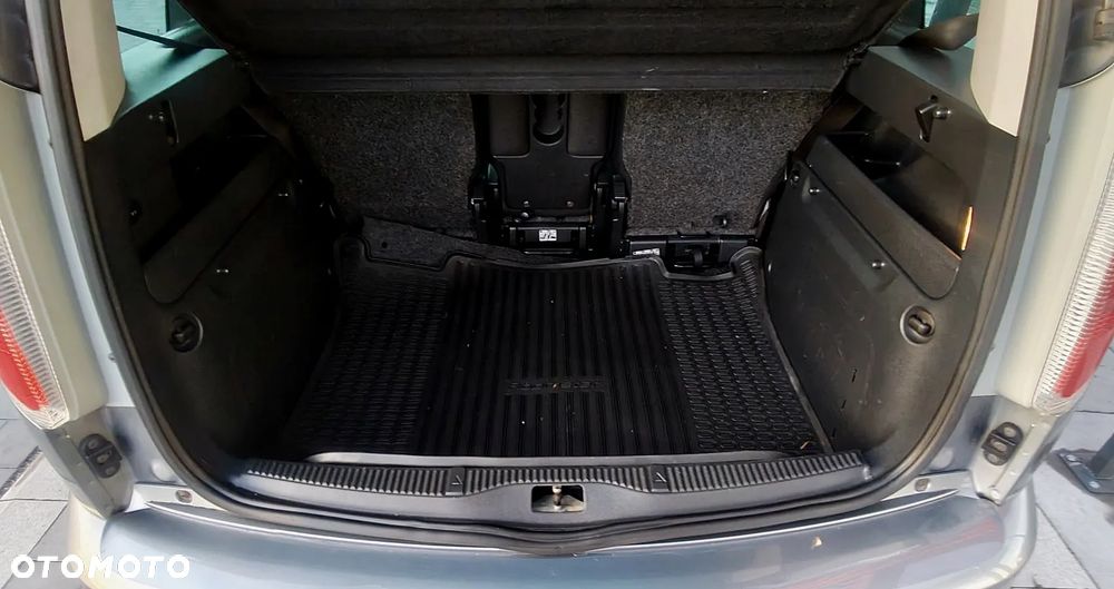 Skoda Roomster 1.6 TDI DPF Elegance - 9